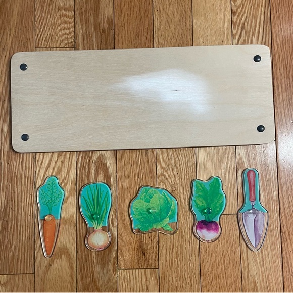 Lovevery Community Garden Puzzle​ - Picture 3 of 4